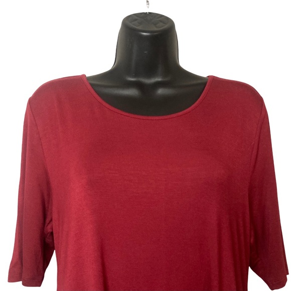 ❌SOLD❌Torrid Red Super Soft Lace Trim Tunic Tee - Picture 6 of 10